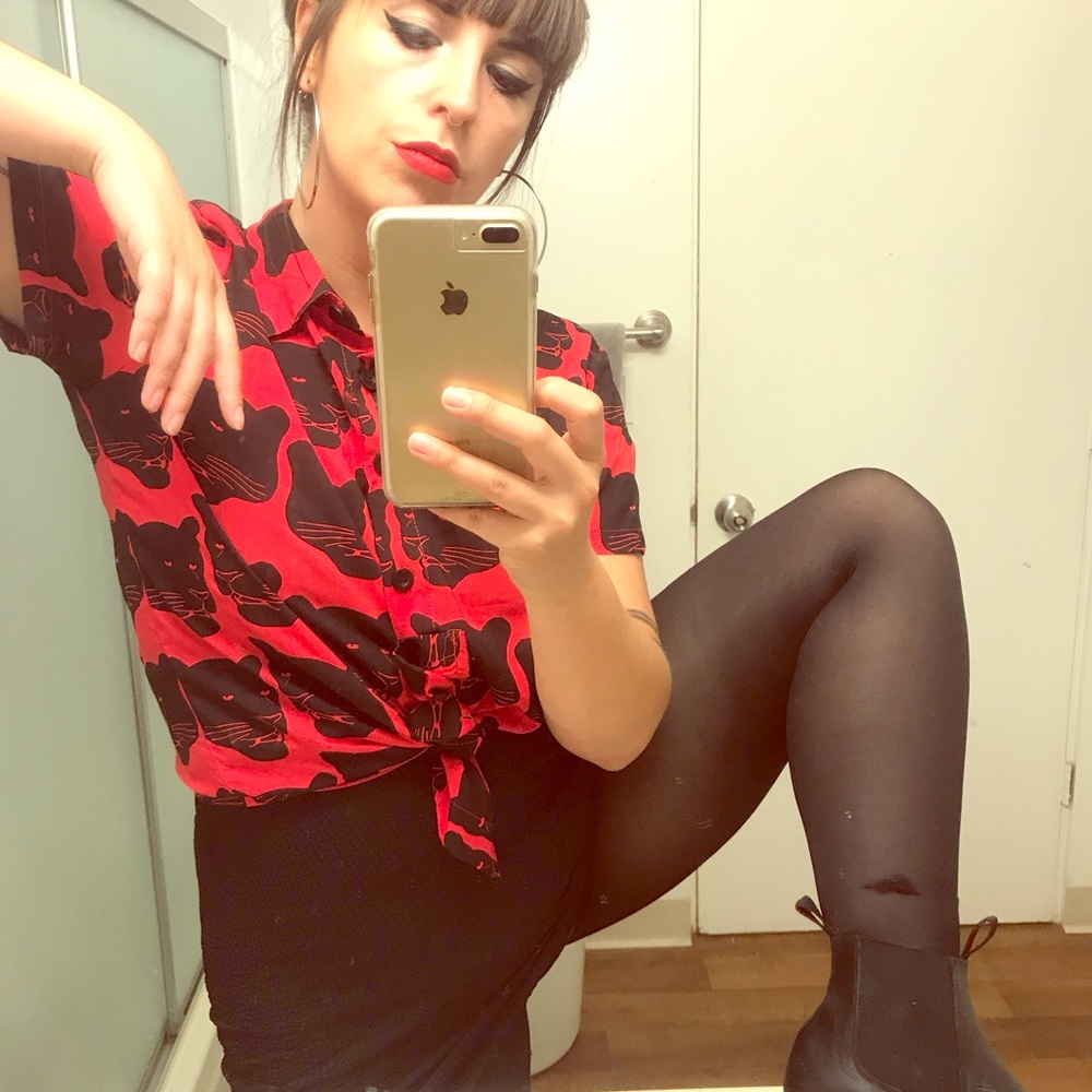 Meet your Posher, Lina